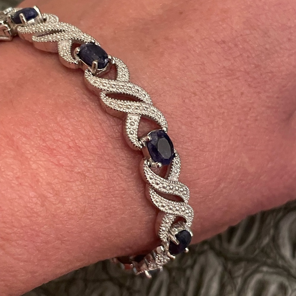 NEW!! Natural blue sapphire and silver stainless steel gemstone t…